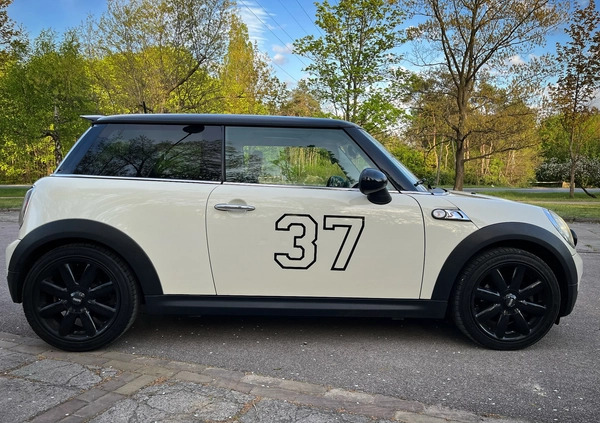 MINI Cooper S cena 32000 przebieg: 165750, rok produkcji 2007 z Warszawa małe 742